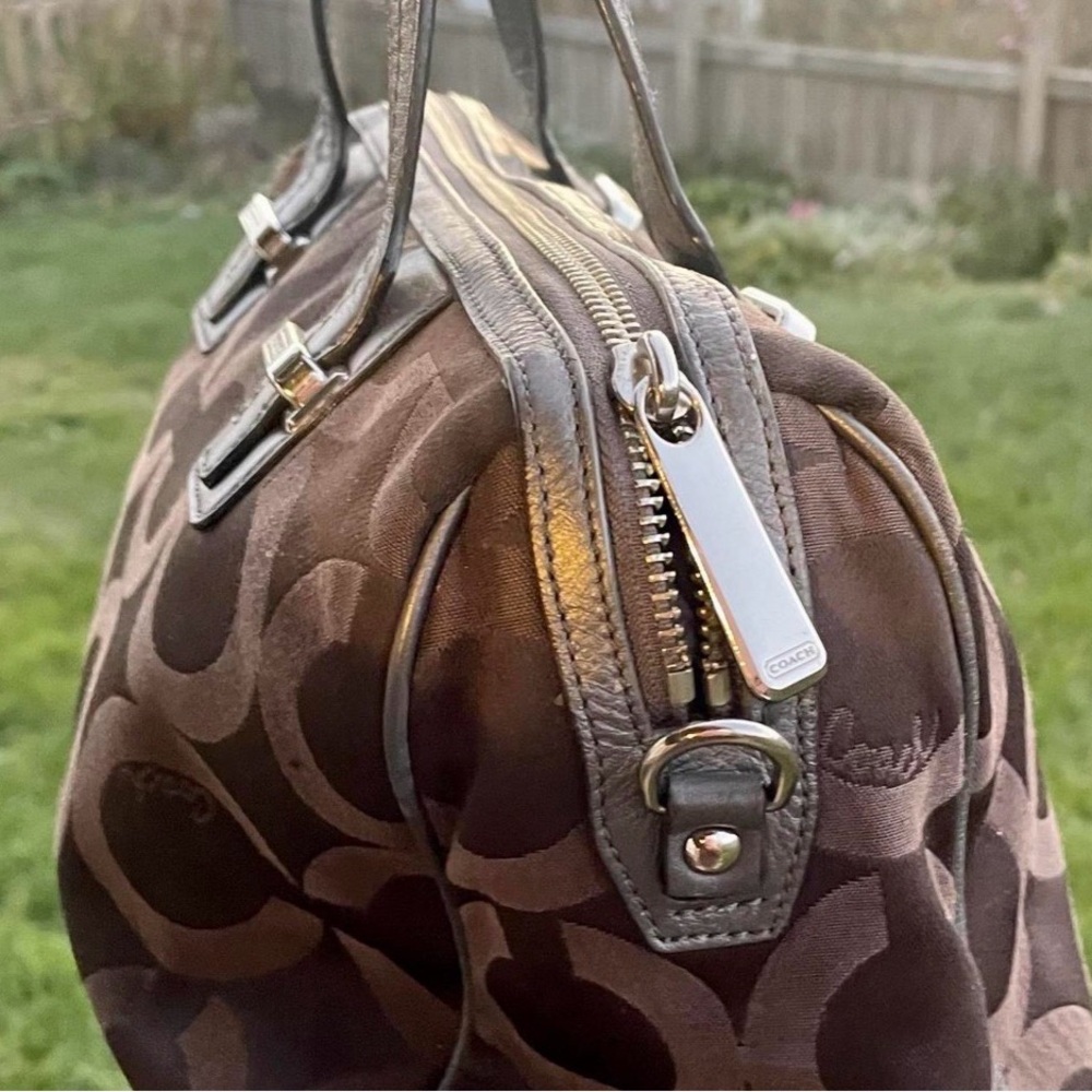 Coach Taylor Op Art Signature Jacquard Medium Satchel. F25503 - Picture 5 of 7